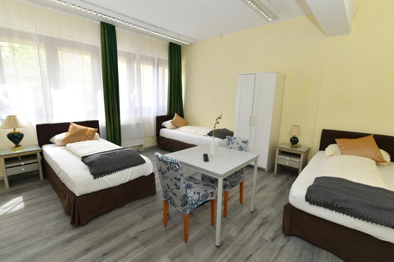 Messe Hotel Wanner Neuhausen auf den Fildern Екстериор снимка